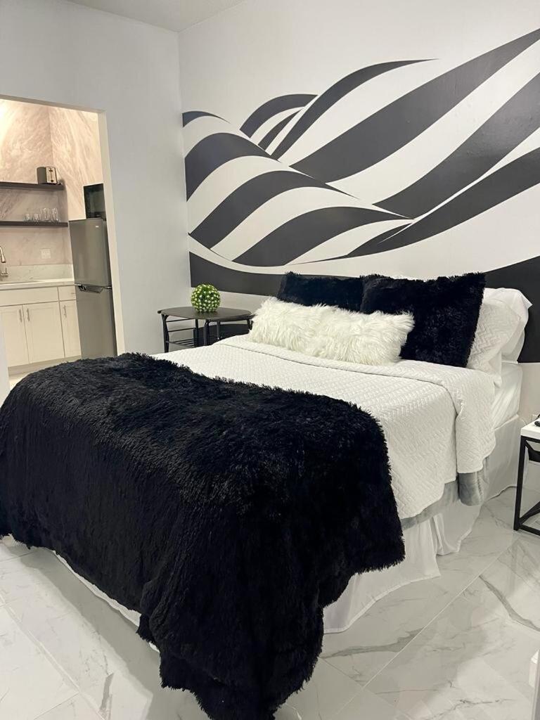 Cozy Studio, Prime Location, Remodeled, 1 Parking 西棕榈滩 外观 照片