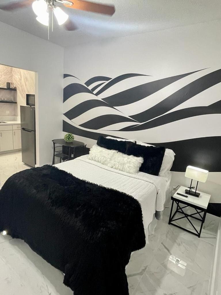 Cozy Studio, Prime Location, Remodeled, 1 Parking 西棕榈滩 外观 照片