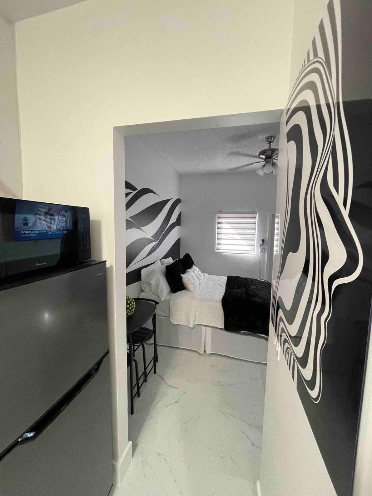 Cozy Studio, Prime Location, Remodeled, 1 Parking 西棕榈滩 外观 照片